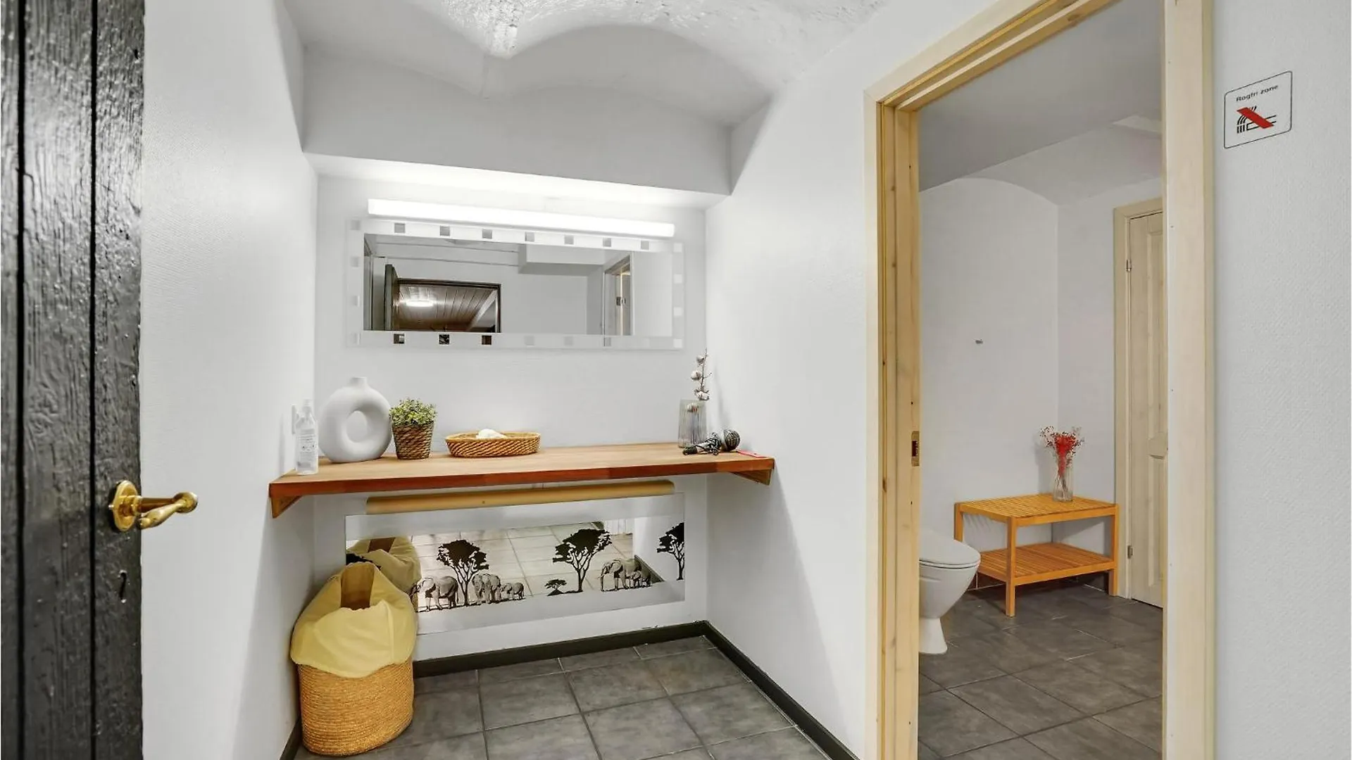 Nice Apartment In Esbjerg V With Wifi